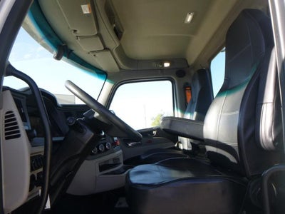 2023 Peterbilt 579 Base