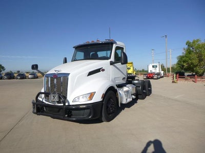 2023 Peterbilt 579 Base