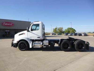 2023 Peterbilt 579 Base