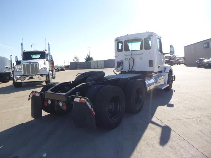 2023 Peterbilt 579 Base
