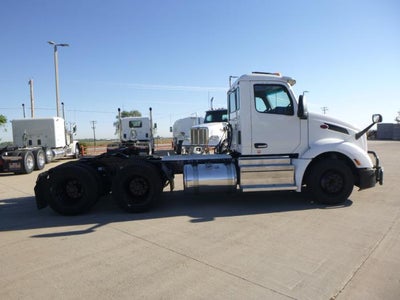 2023 Peterbilt 579 Base