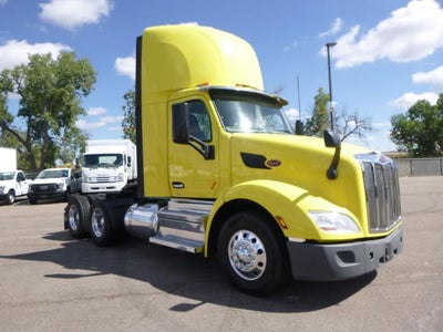 2021 Peterbilt 579 Base