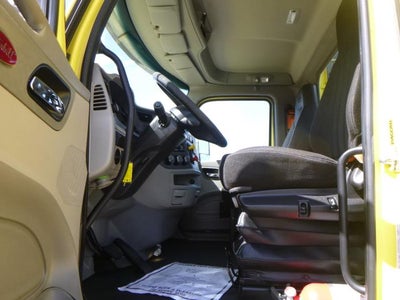 2021 Peterbilt 579 Base