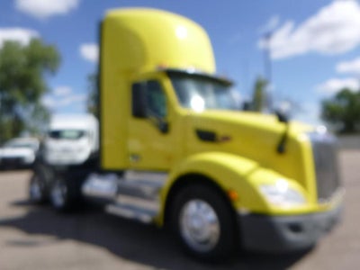 2021 Peterbilt 579 Base