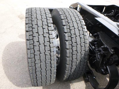 2022 Peterbilt 579 Base