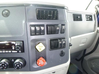 2022 Peterbilt 579 Base