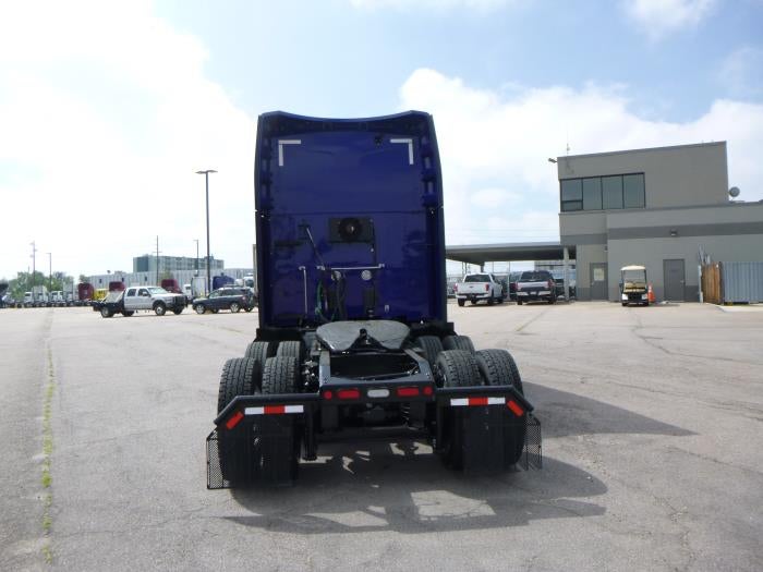 2022 Peterbilt 579 Base