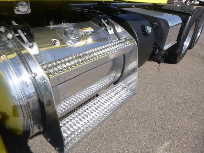 2023 Peterbilt 579 Base