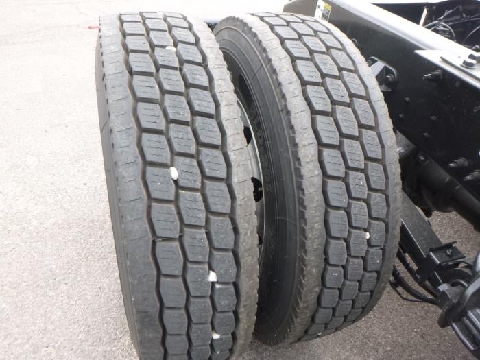 2023 Peterbilt 579 Base
