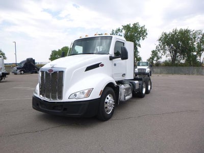 2023 Peterbilt 579 Base