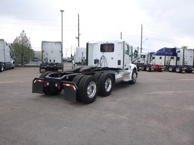 2023 Peterbilt 579 Base