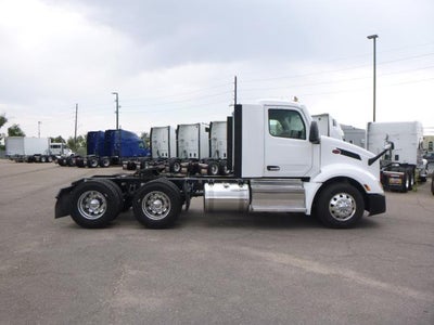 2023 Peterbilt 579 Base