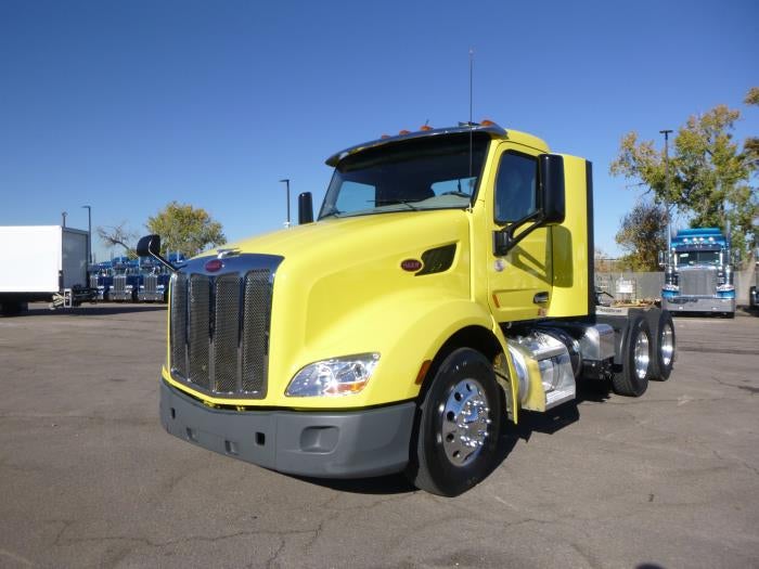 2021 Peterbilt 579 Base