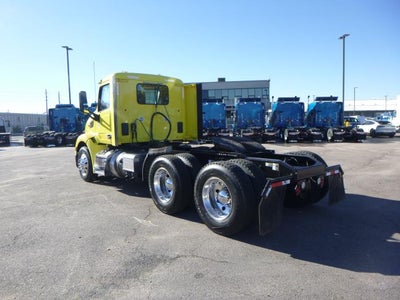 2021 Peterbilt 579 Base