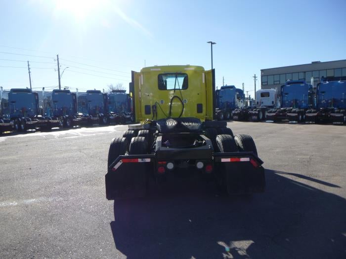 2021 Peterbilt 579 Base