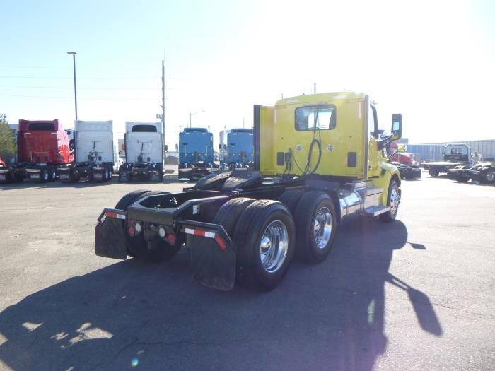 2021 Peterbilt 579 Base