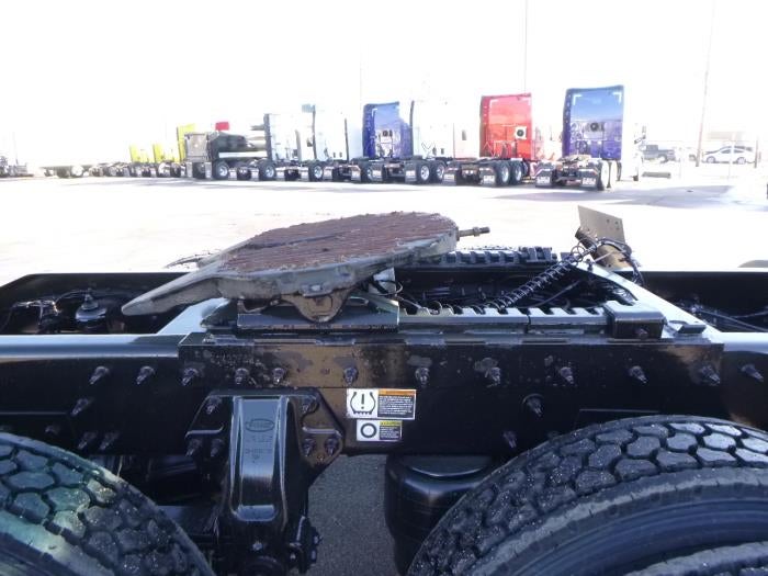 2020 Peterbilt 579 Base