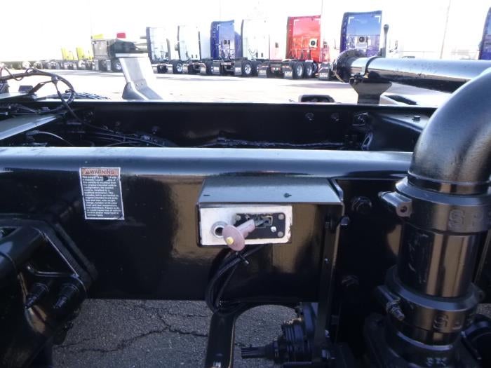 2020 Peterbilt 579 Base