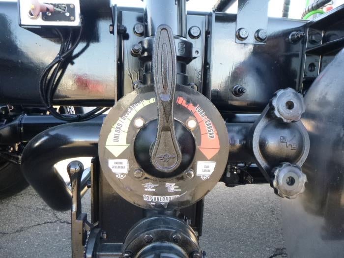 2020 Peterbilt 579 Base