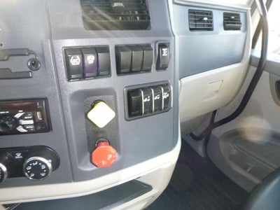 2020 Peterbilt 579 Base