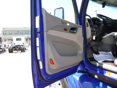 2022 Peterbilt 579 Base