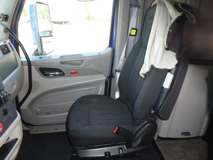 2022 Peterbilt 579 Base