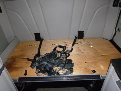 2022 Peterbilt 579 Base