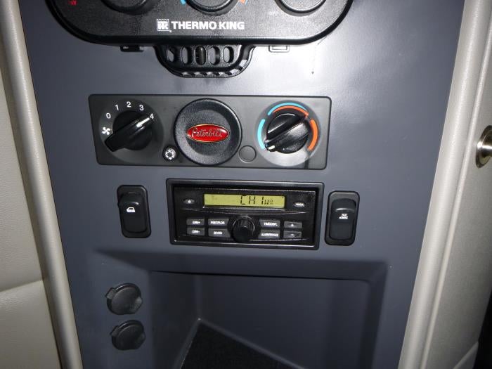 2022 Peterbilt 579 Base