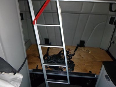 2022 Peterbilt 579 Base