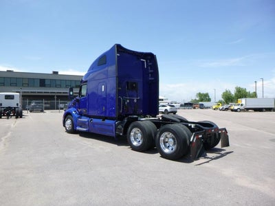 2022 Peterbilt 579 Base