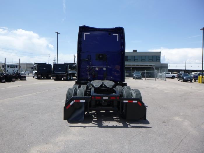 2022 Peterbilt 579 Base