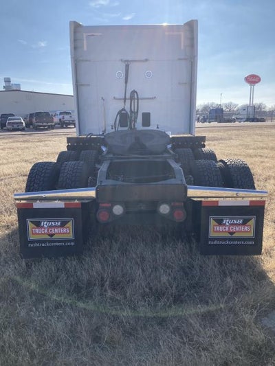 2022 Peterbilt 579 Base