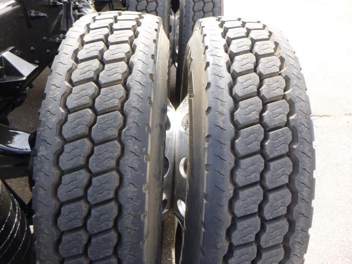 2021 Peterbilt 579 Base