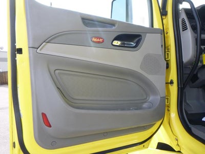 2021 Peterbilt 579 Base