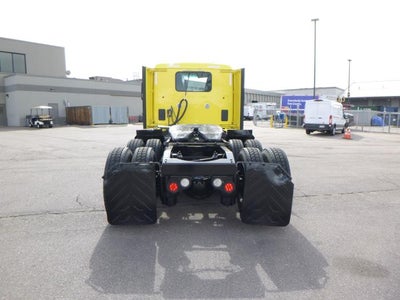 2021 Peterbilt 579 Base