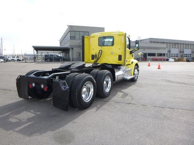 2021 Peterbilt 579 Base