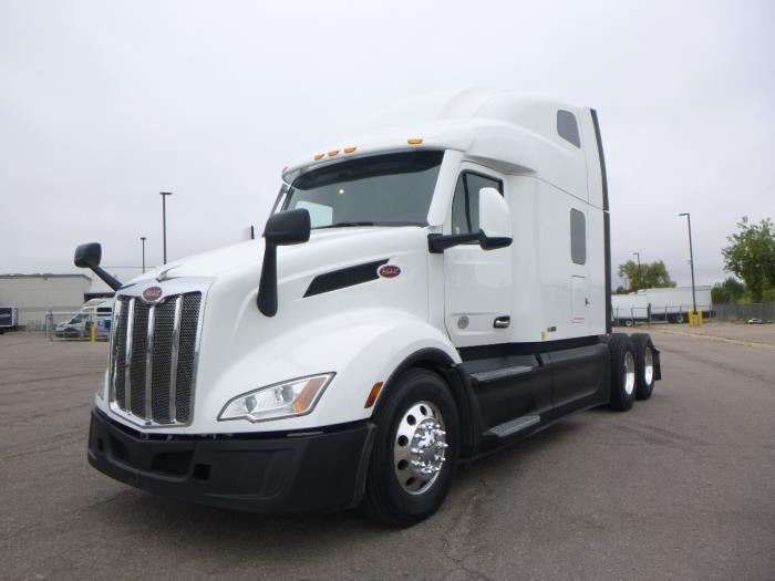 2023 Peterbilt 579 Base