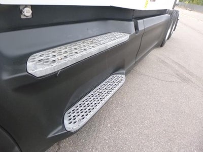 2023 Peterbilt 579 Base