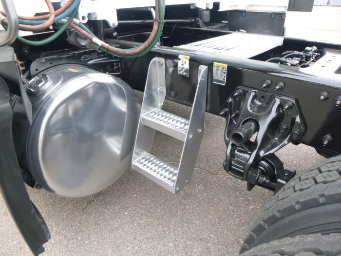 2023 Peterbilt 579 Base