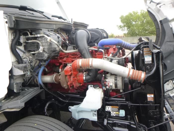 2023 Peterbilt 579 Base