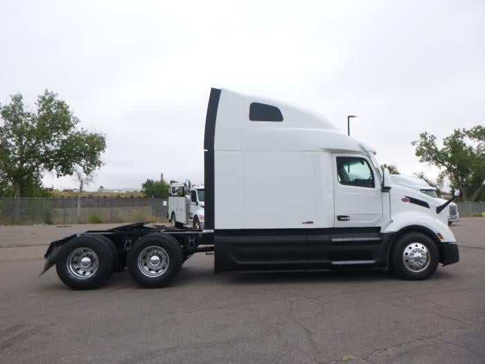 2023 Peterbilt 579 Base