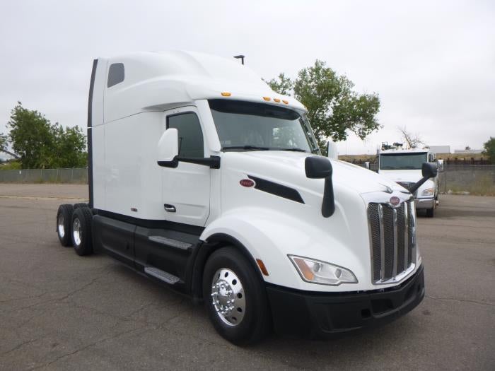 2023 Peterbilt 579 Base