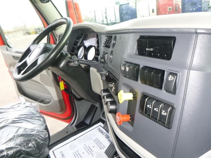 2020 Peterbilt 579 Base