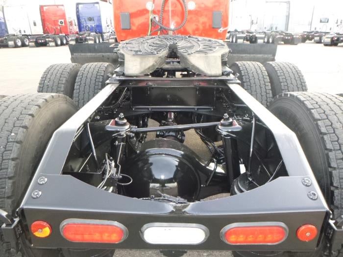 2020 Peterbilt 579 Base