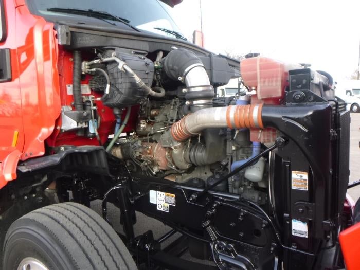 2020 Peterbilt 579 Base