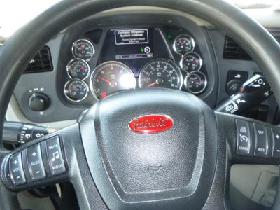 2021 Peterbilt 579 Base