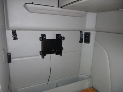 2021 Peterbilt 579 Base