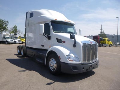 2021 Peterbilt 579 Base