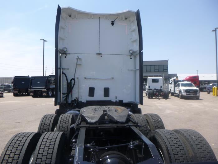 2021 Peterbilt 579 Base