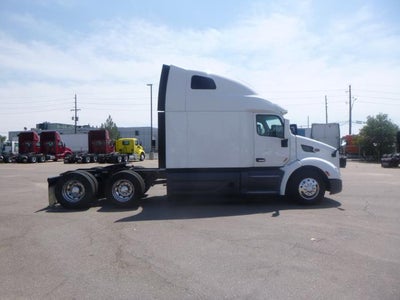 2021 Peterbilt 579 Base